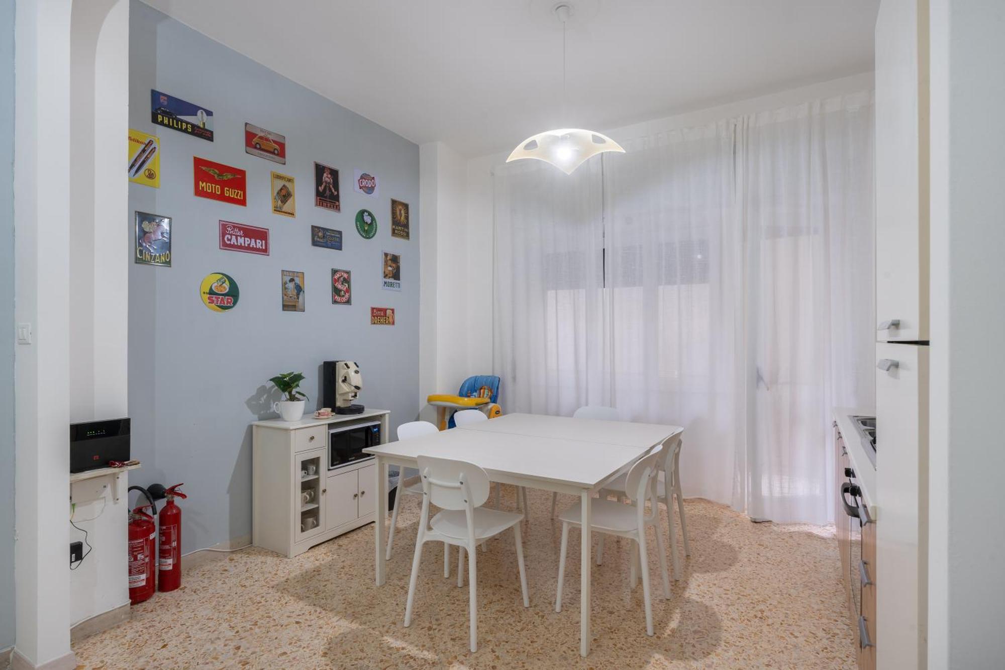 Affittacamere Central Concordia Salerno Bagian luar foto