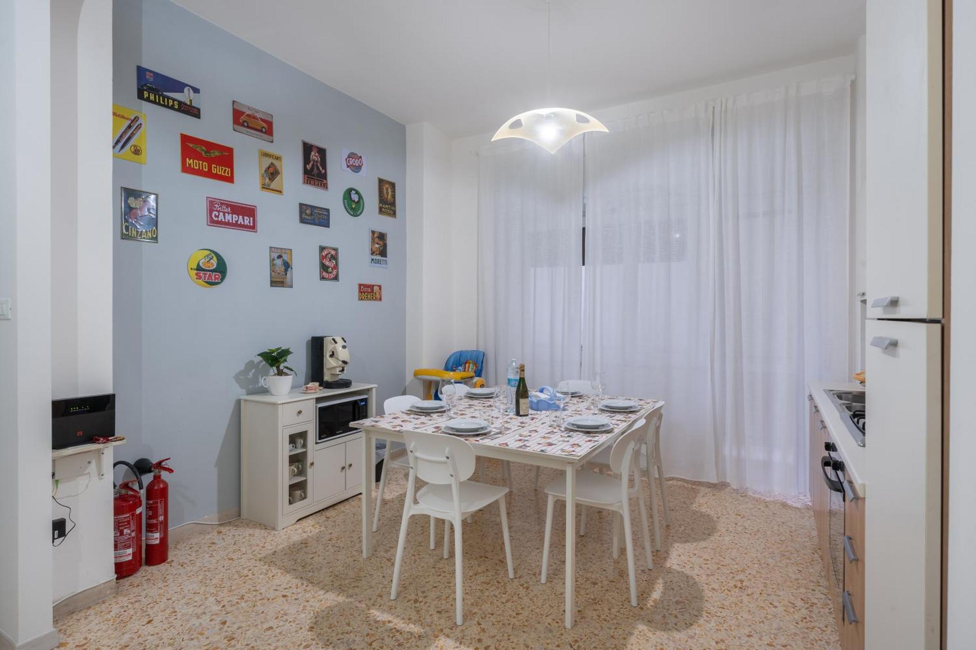 Affittacamere Central Concordia Salerno Bagian luar foto