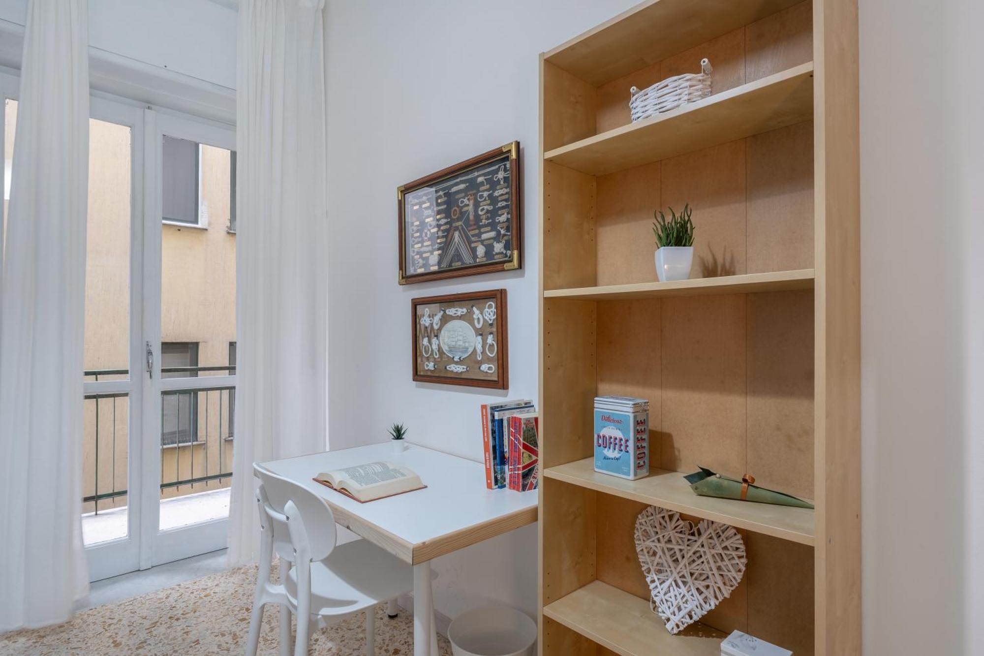 Affittacamere Central Concordia Salerno Bagian luar foto